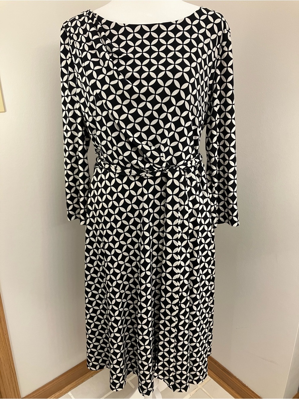Coldwater Creek Black & White Geometric Long-Sleeve Dress
